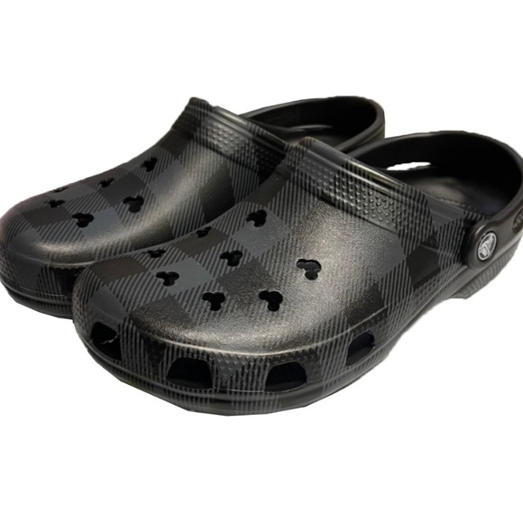 NWT Crocs x Disney Buffalo Plaid Autumn Mickey Clogs, Size 6 - Picture 1 of 5